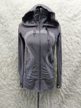 Lululemon Athletica Stride Jacket Heathered Coal Grey Zippered Pockets 6